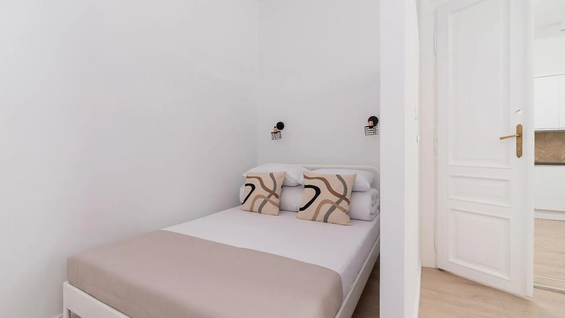 1 - Bedroom Apartment - Powisle 2 Krakow