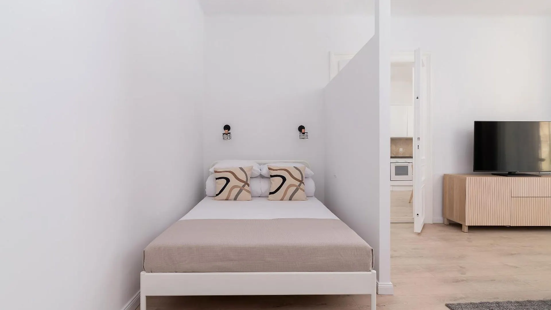 1 - Bedroom Apartment - Powisle 2 Krakow Poland