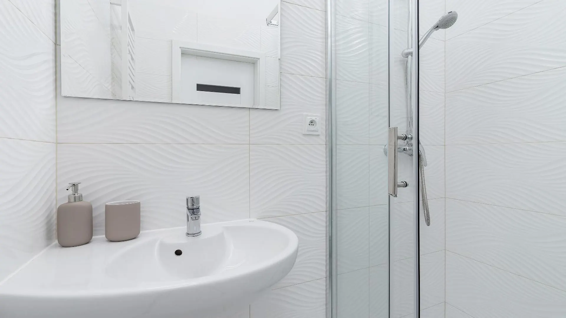 1 - Bedroom Apartment - Powisle 2 Krakow