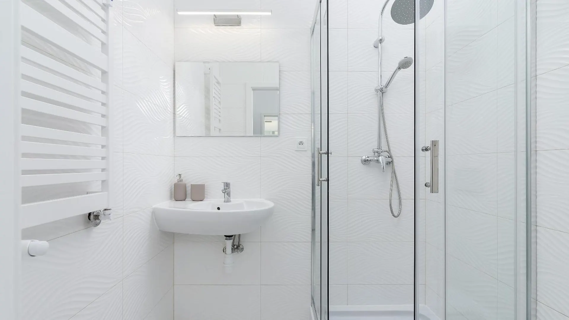 1 - Bedroom Apartment - Powisle 2 Krakow