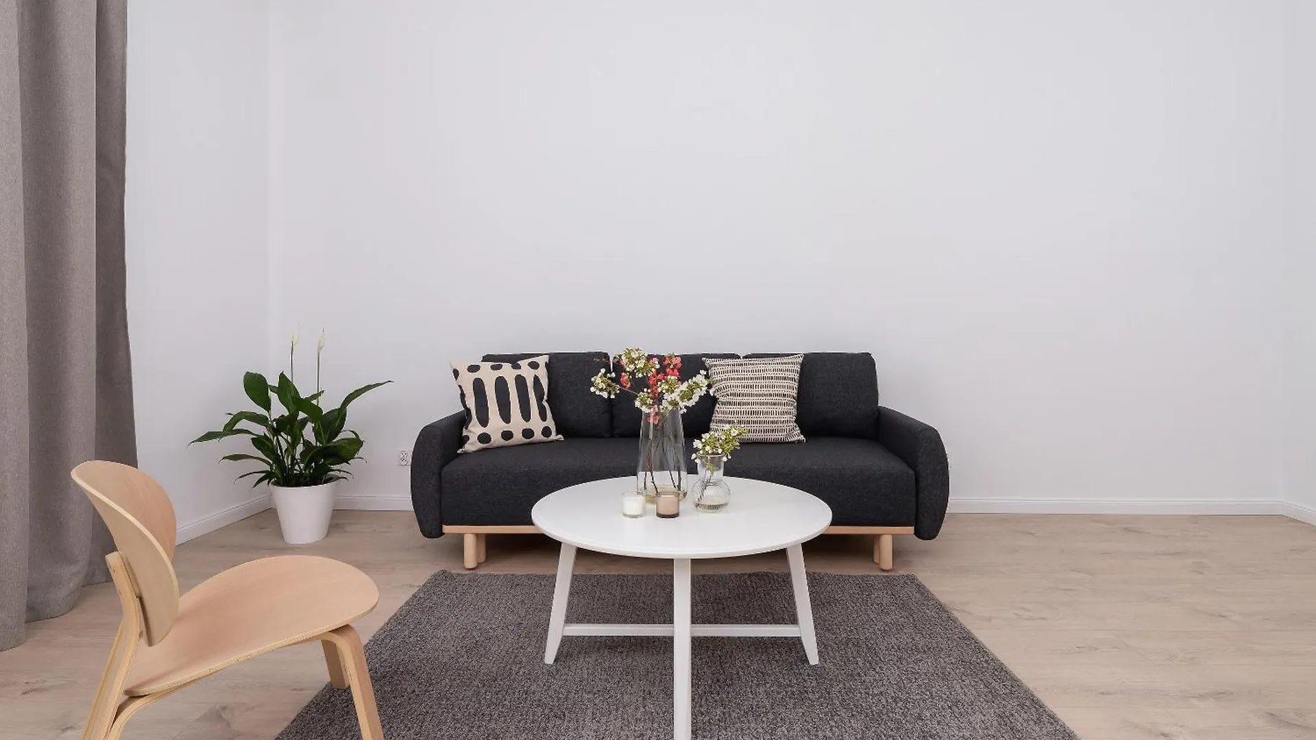 1 - Bedroom Apartment - Powisle 2 Krakow 0*,  Poland