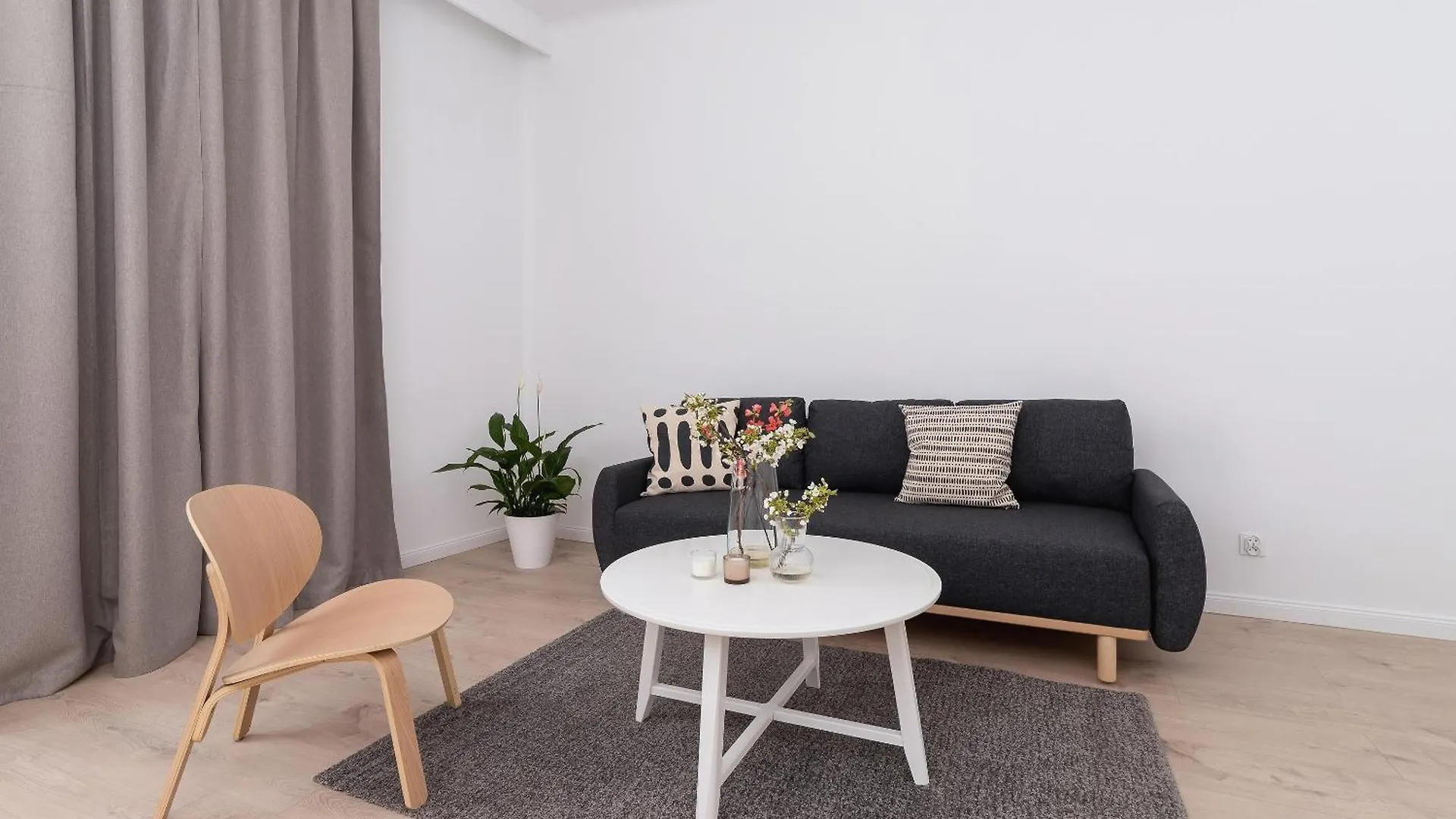 1 - Bedroom Apartment - Powisle 2 Krakow